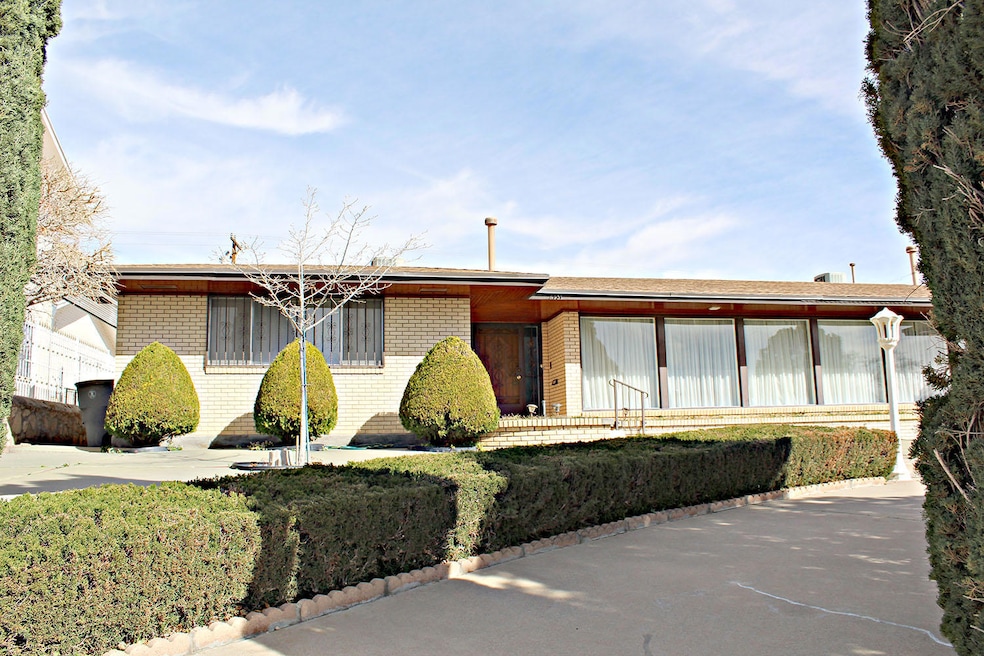 2731 Fillmore Ave, El Paso, TX 79930 - photo 1