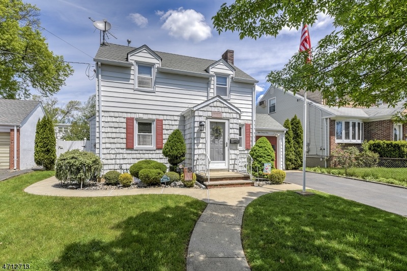 824 Keep St, Linden, NJ 07036 - photo 1