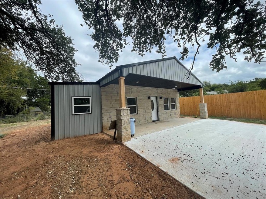 234 Atwood Rd unit 2&3, Granbury, TX 76049 - photo 1