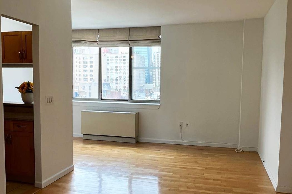 The Sycamore unit 9H, New York, NY 10016 - photo 1