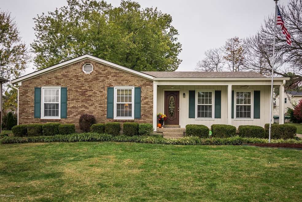 8102 Cortland Dr, Louisville, KY 40228 - photo 1