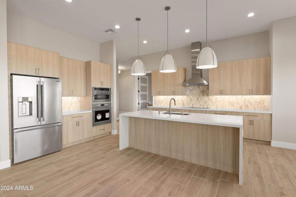Large Breakfast Bar