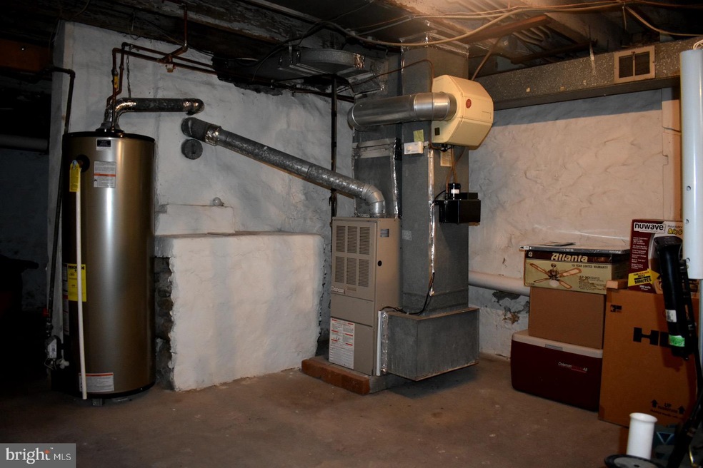 4623 Almond St, Philadelphia, PA 19137 - photo 1