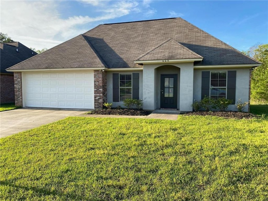 429 Crossover Dr, Pineville, LA 71360 - photo 1