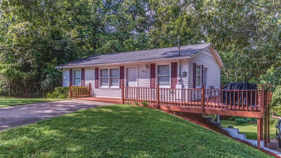 2319-Wood-Smith-Road-5