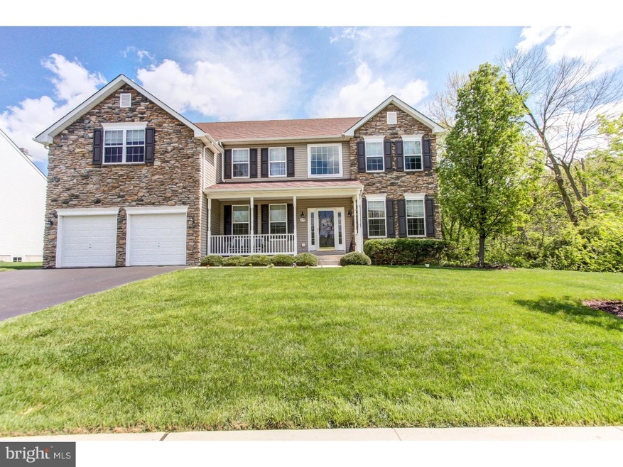 178 Oak Creek Dr, Royersford, PA 19468 - photo 1