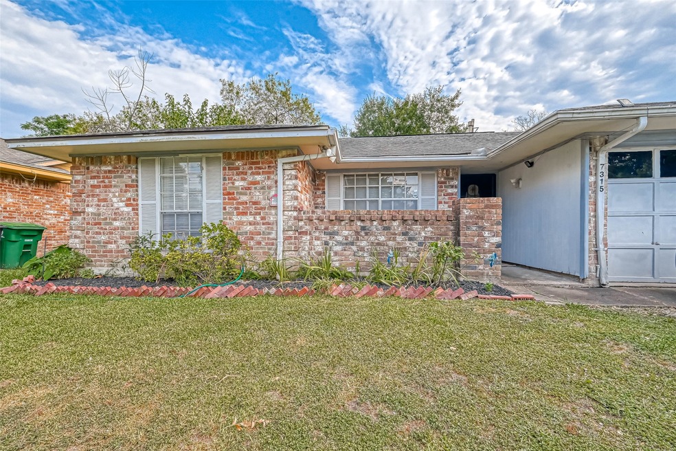 7315 Williams St, Houston, TX 77040 - photo 1