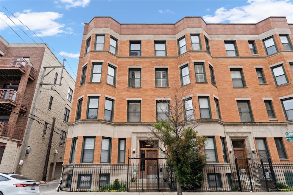 Pending $400,000 • Co-Listing Agent