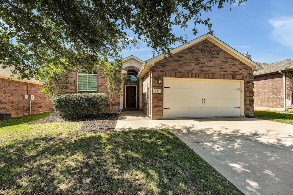 841 Jodie Dr, Weatherford, TX 76087 - photo 1