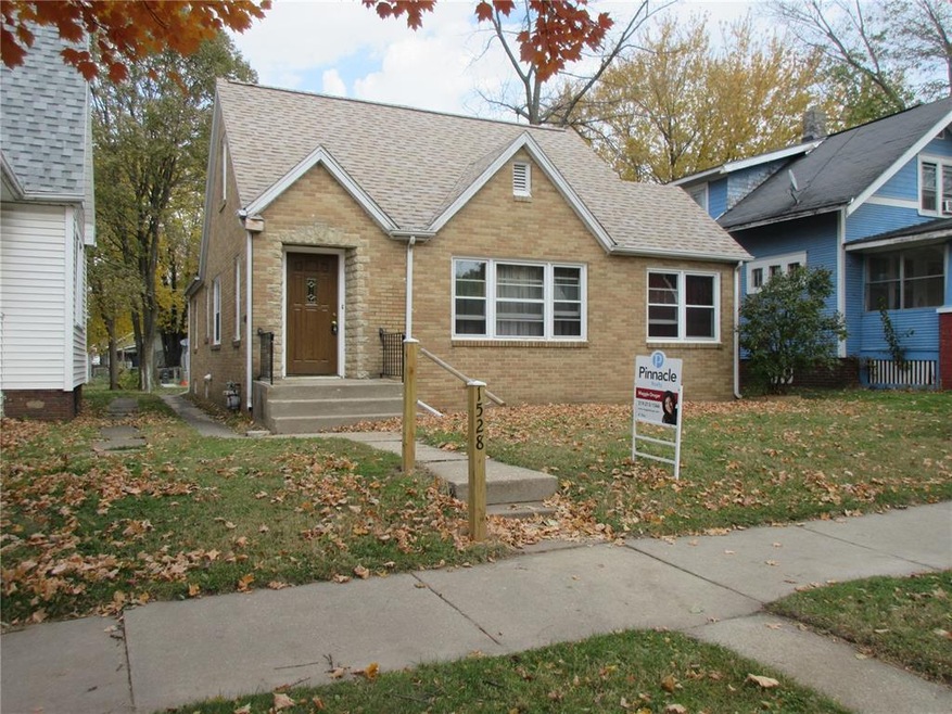 Brick exterior front, new roof.