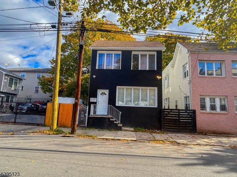 676 S 20th St, Newark, NJ 07103 - photo 1