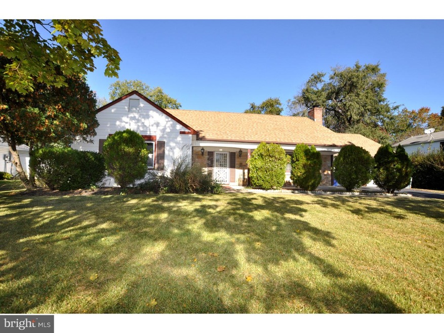 32 Tempest Ln, Willingboro, NJ 08046 - photo 1