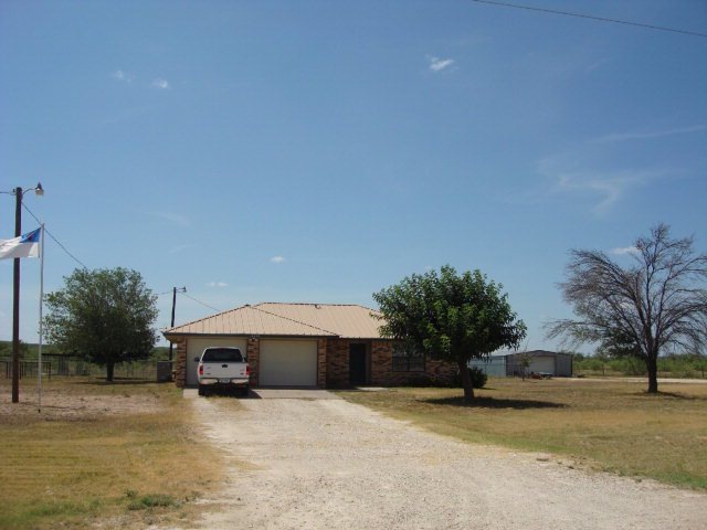 12329 Twin Lakes Ln, San Angelo, TX 76904 - photo 1