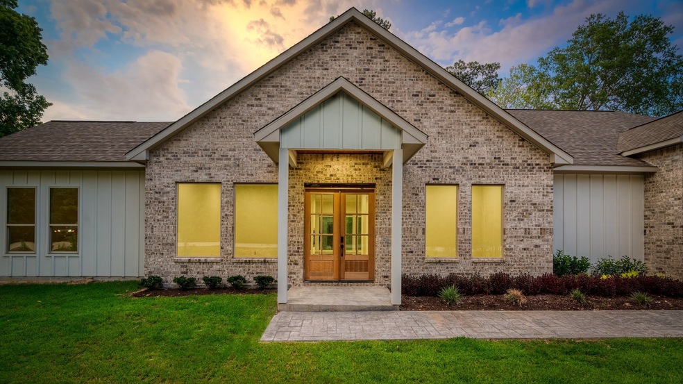 25203 Tara Bend Ct, Tomball, TX 77375 - photo 1