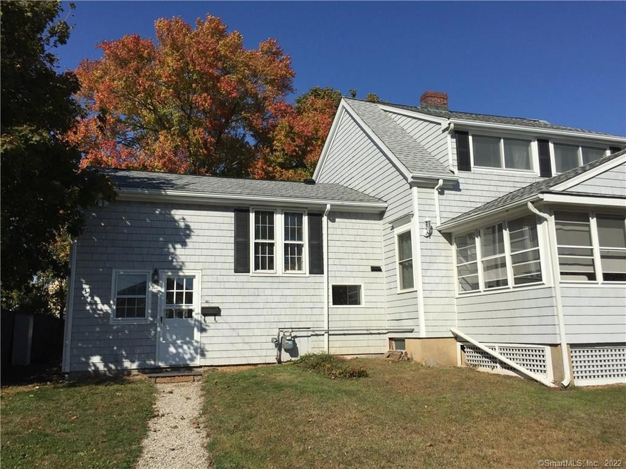 24 Naromake Ave unit B, Norwalk, CT 06854 - photo 1