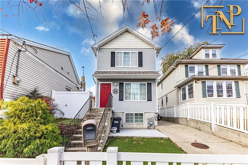 Sold $710,000 • Co-Listing Agent