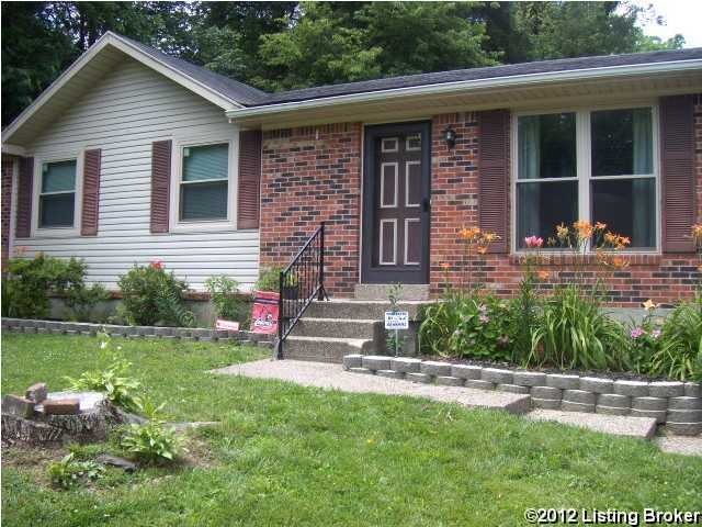 8310 Pennsylvania Run Rd, Louisville, KY 40228 - photo 1