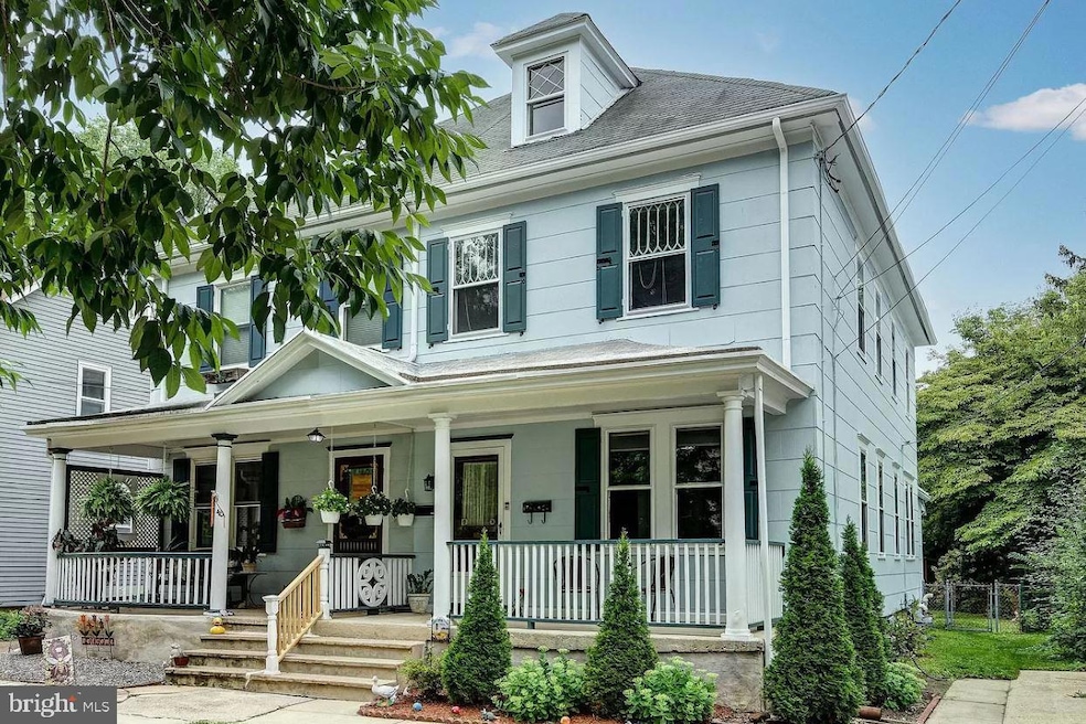 38 Walnut St unit 2ND FLOOR, Haddonfield, NJ 08033 - photo 1