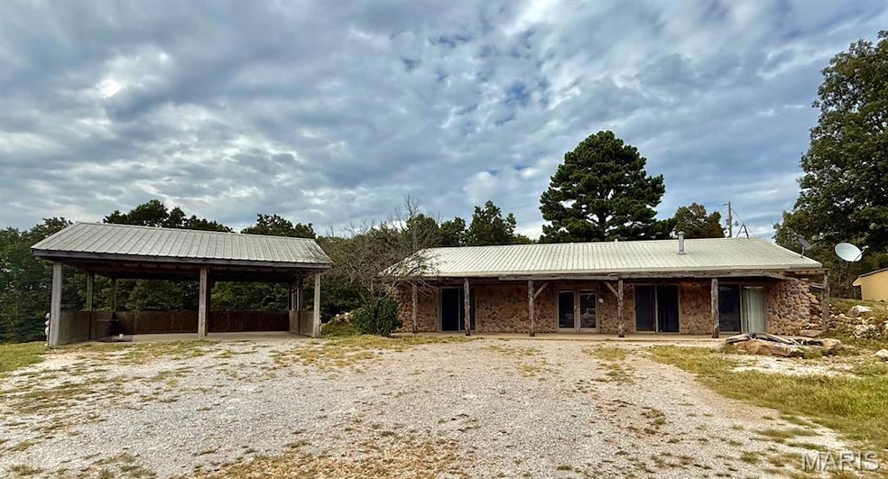 Pending $159,900 • Co-Listing Agent