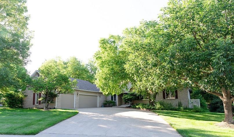 1113 Tayside Cir-61