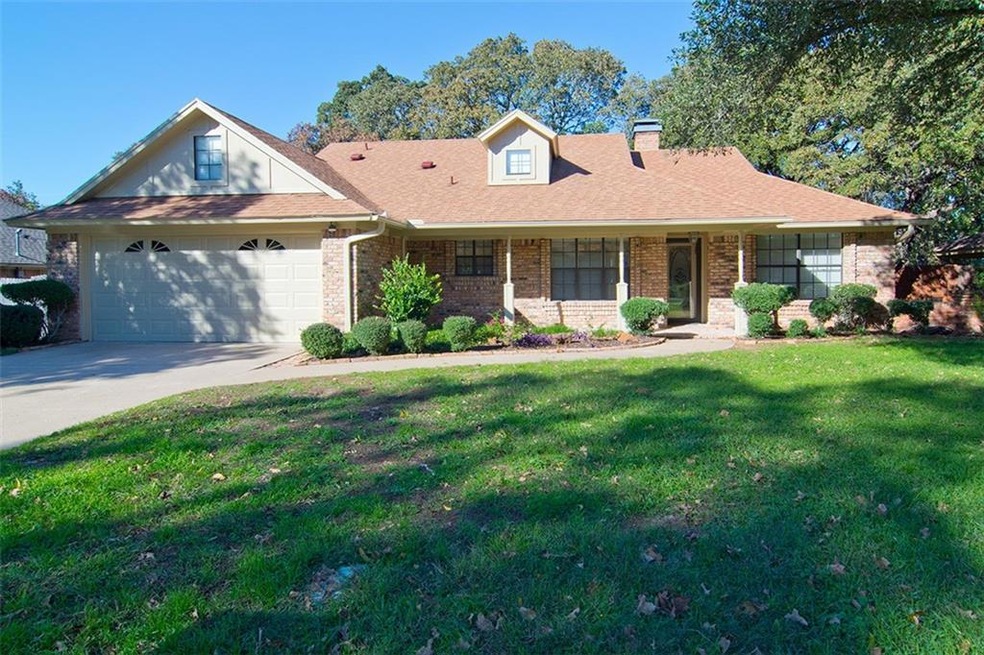 120 Marseille Dr, Hurst, TX 76054 - photo 1