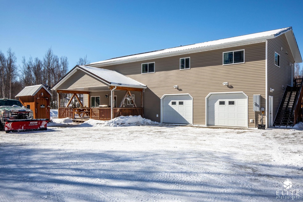 2-web-or-mls-5320 N New Cir (2 of 58)