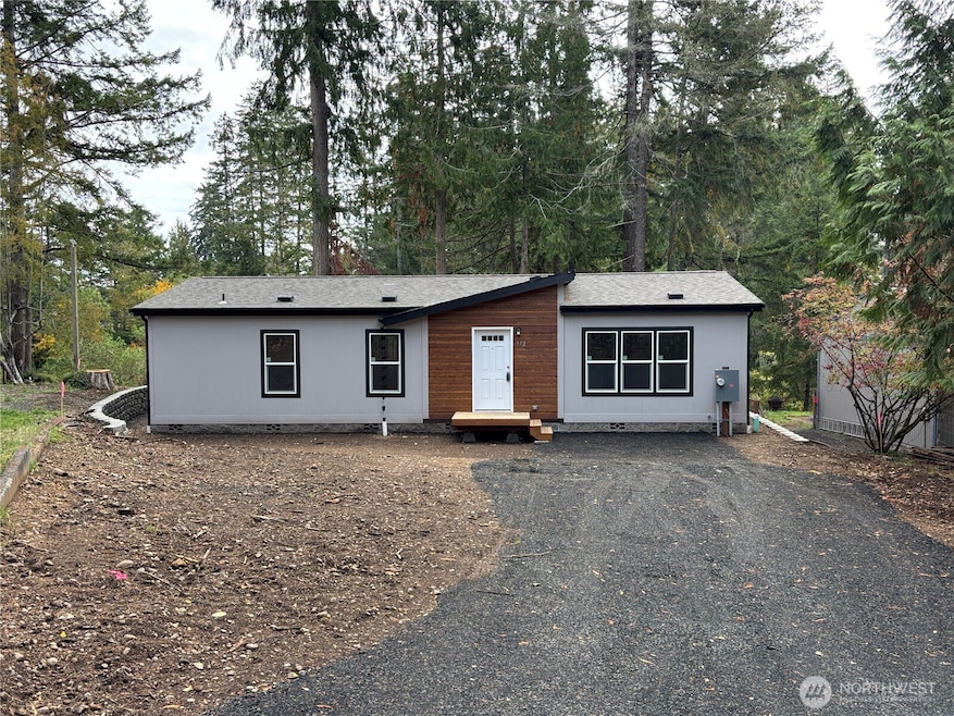 512 E Madrona Pkwy, Grapeview, WA 98546 - photo 1