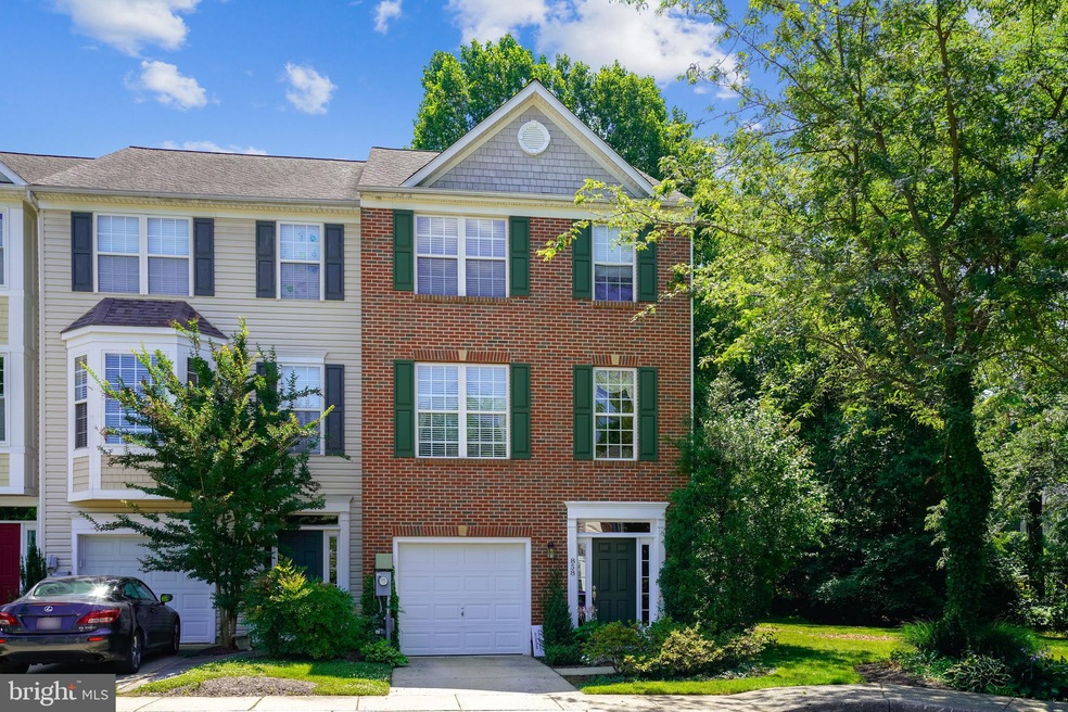 858 Stonehurst Ct, Annapolis, MD 21409 - photo 1