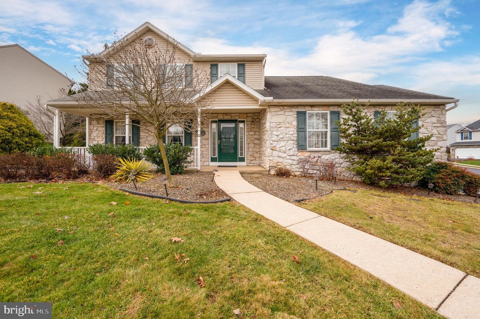 2414 Goddard Ave, Reading, PA 19608 - photo 1