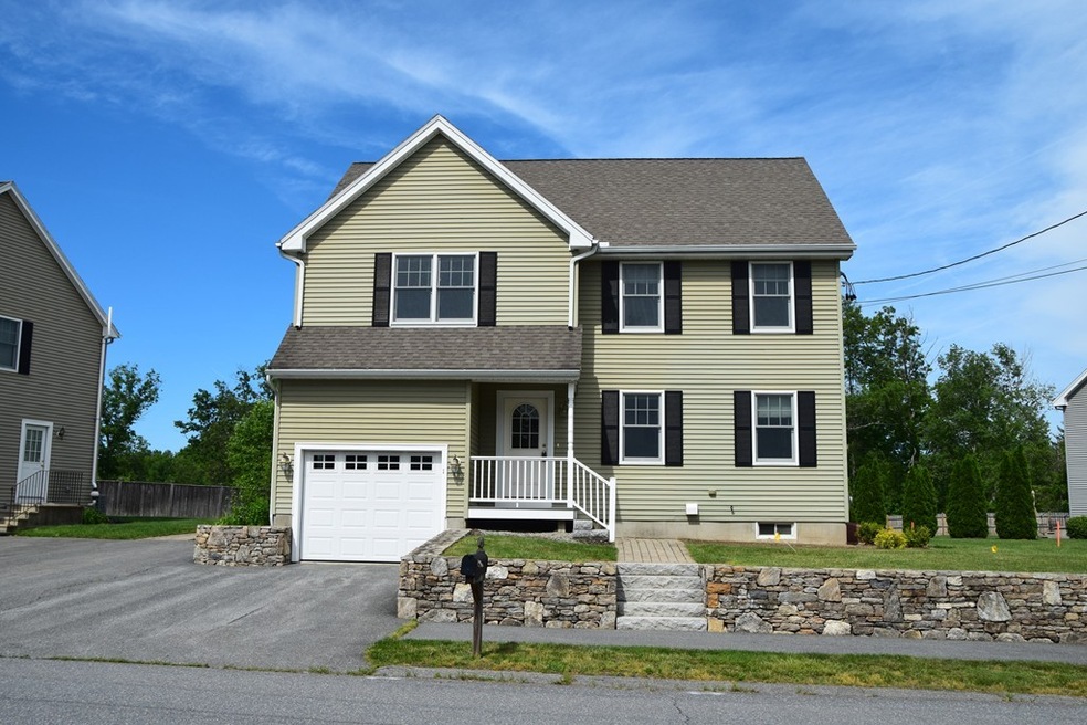 1 Ledgerock Way unit B, Acton, MA 01720 - photo 1