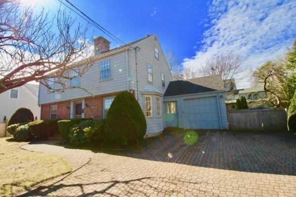 39 Beach St, Marblehead, MA 01945 - photo 1
