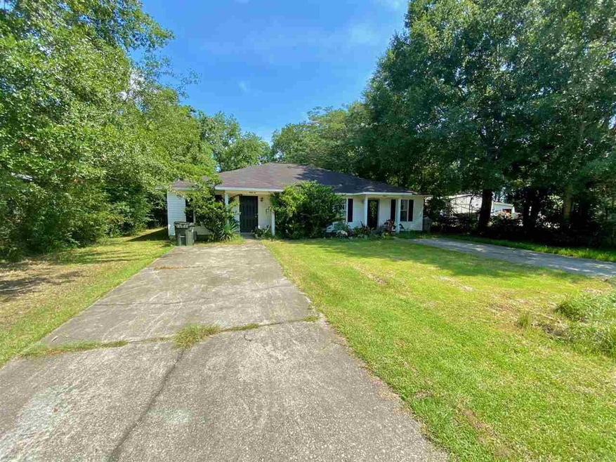 1106 Fretz St, Pensacola, FL 32534 - photo 1