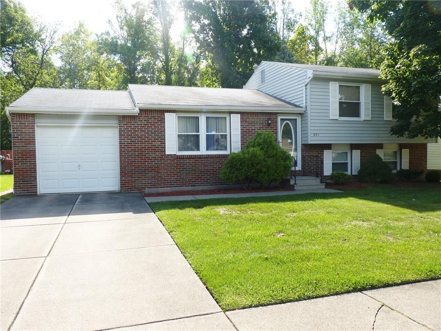 831 Fairmont Ave, North Tonawanda, NY 14120 - photo 1