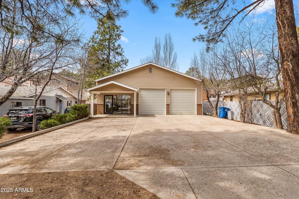 Sold $700,000 • Co-Listing Agent