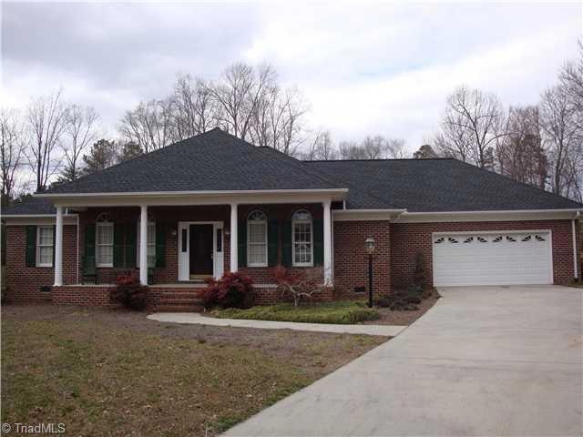 717 Fesmire St, Asheboro, NC 27205 - photo 1