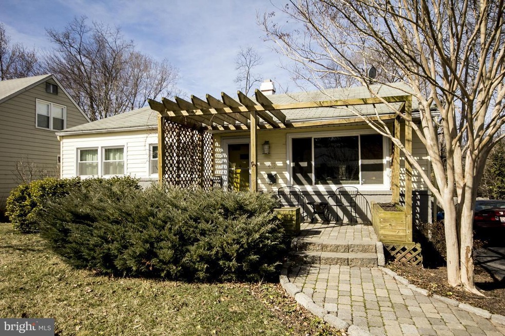 416 Montemar Ave, Catonsville, MD 21228 - photo 1