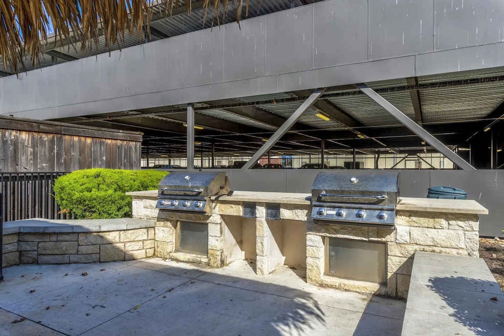 2120 Stephens Place unit 428, New Braunfels, TX 78130 - photo 1