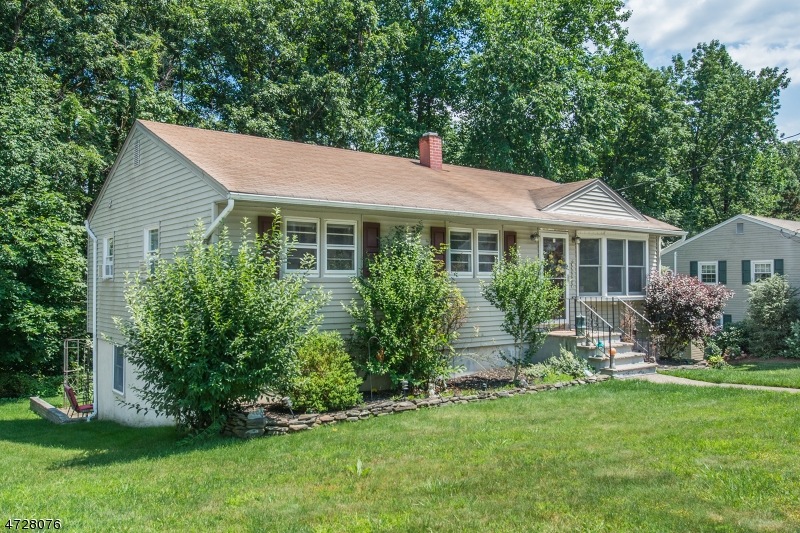 125 Red Twig Trail, Bloomingdale, NJ 07403 - photo 1