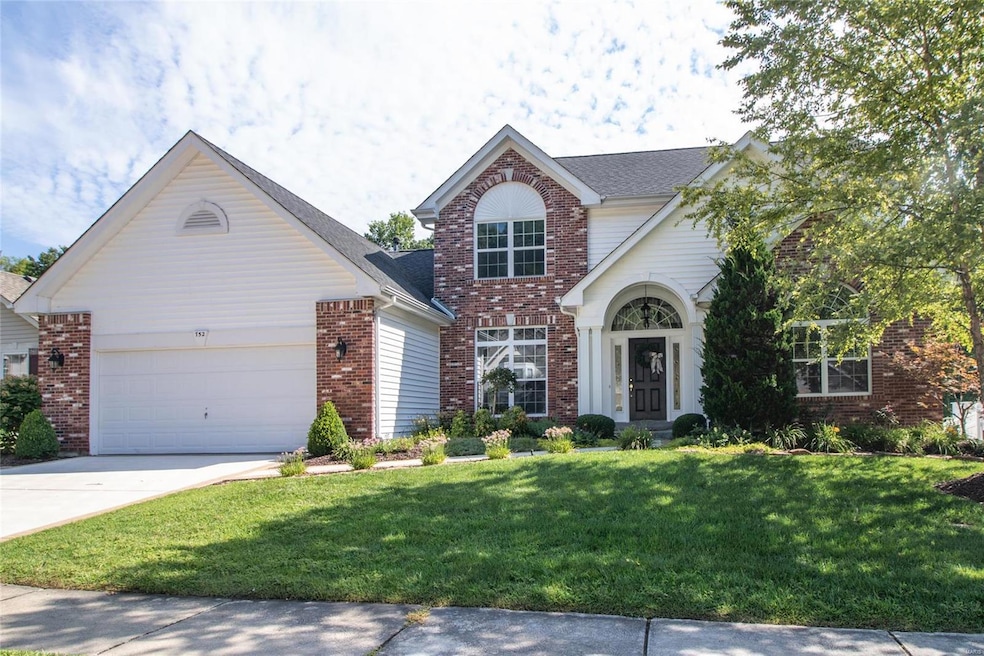 752 Emerald Oaks Court