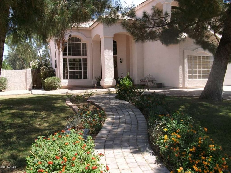 Walkway to Front Door
