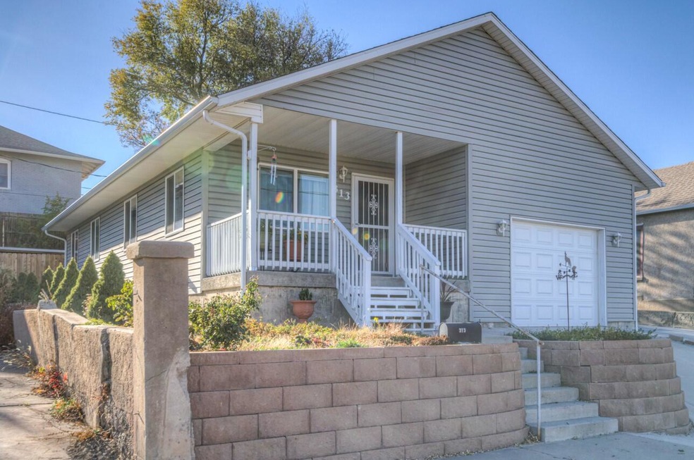 Exterior Front-2
