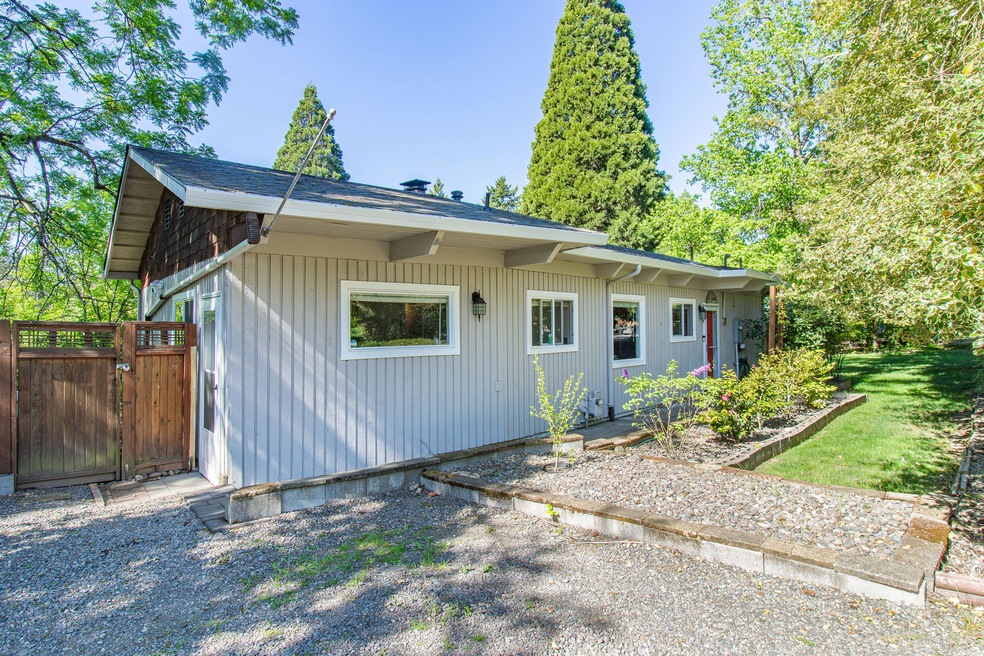 10540 SW Walnut St - 01