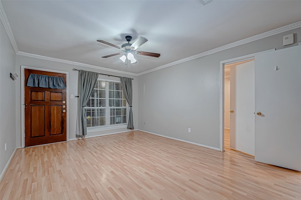 843 Wax Myrtle Ln unit A, Houston, TX 77079 - photo 1