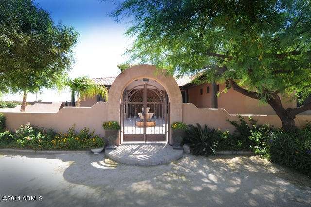 Front court yard entry