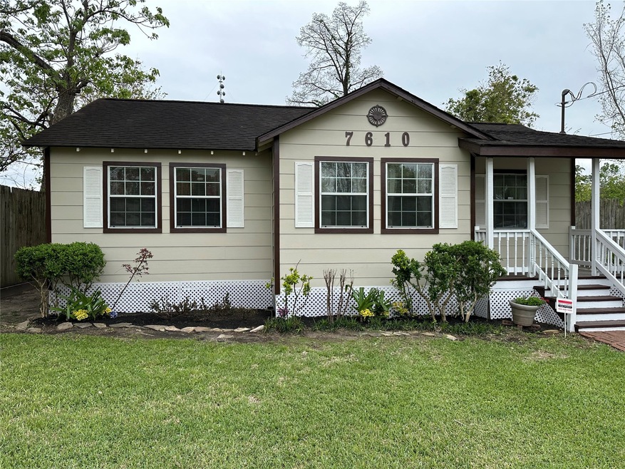 7610 Ley Rd, Houston, TX 77028 - photo 1