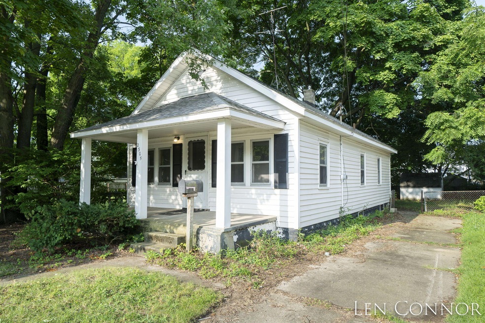1-web-or-mls-2305-berwyn-ave-sw