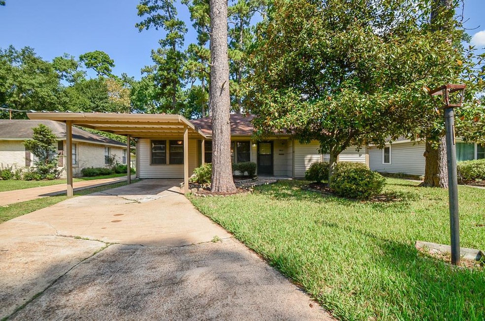 1318 Candlelight Ln, Houston, TX 77018 - photo 1