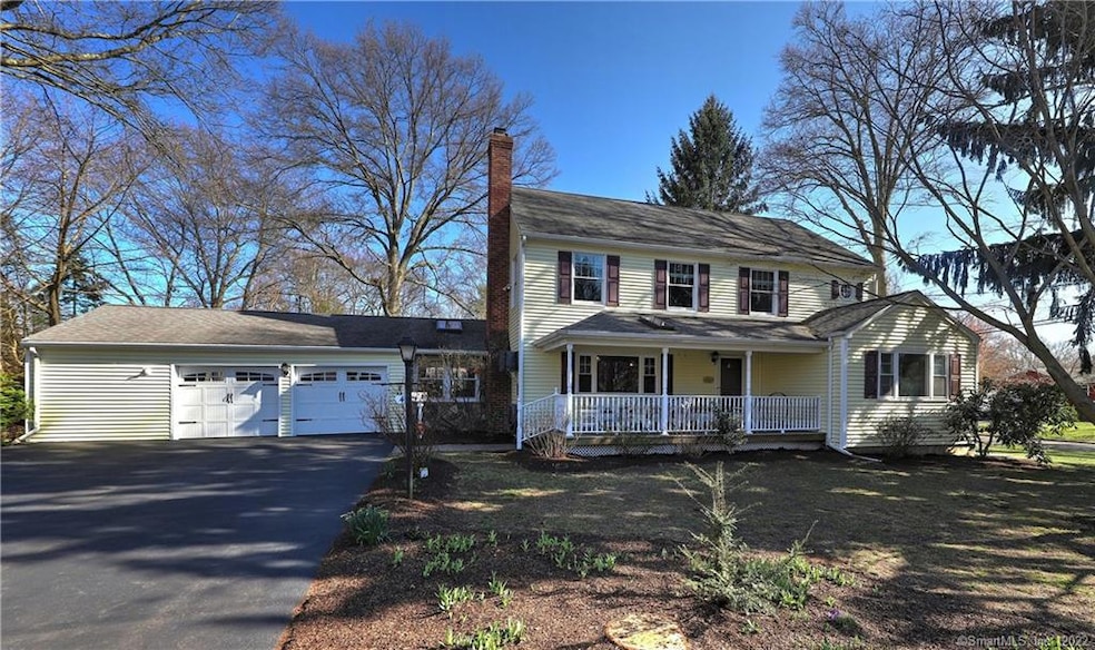 4 Bailey St, Trumbull, CT 06611 - photo 1