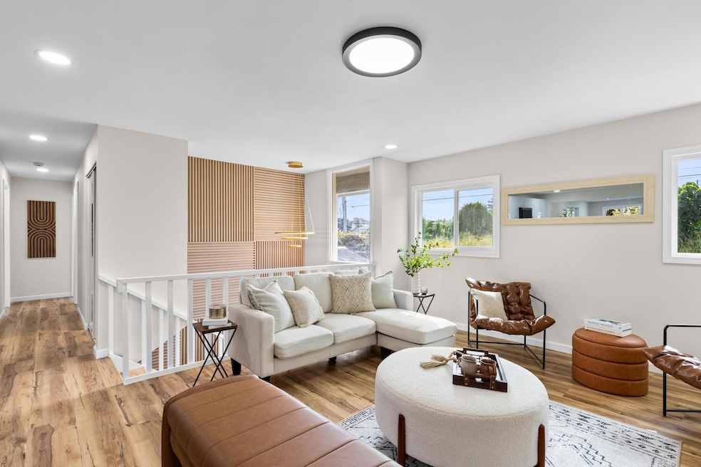 For Sale $915,000 • Co-Listing Agent