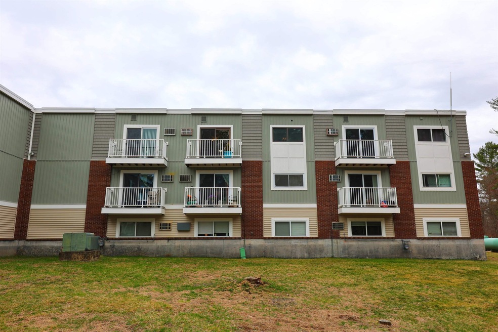 73E Constitution Dr, Londonderry, NH 03053 - photo 1